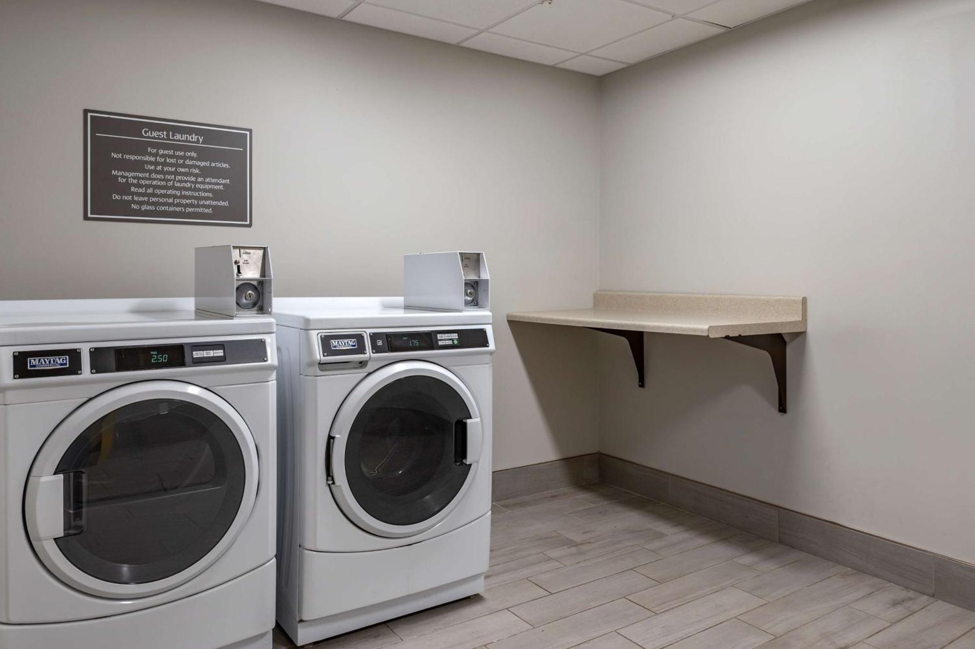 Glo Best Western Lexington Bagian luar foto