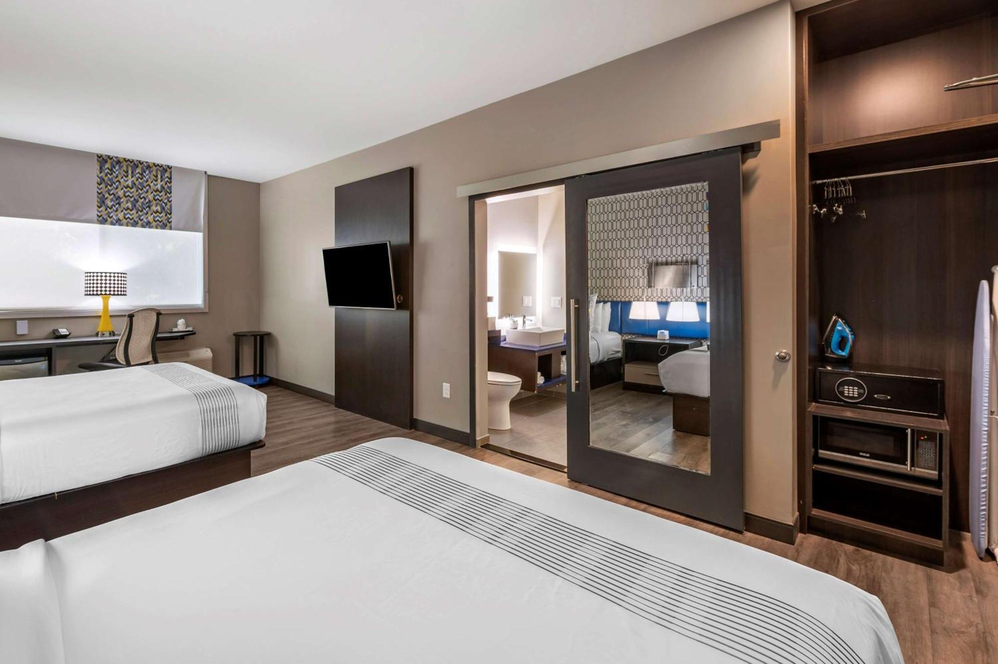 Glo Best Western Lexington Bagian luar foto