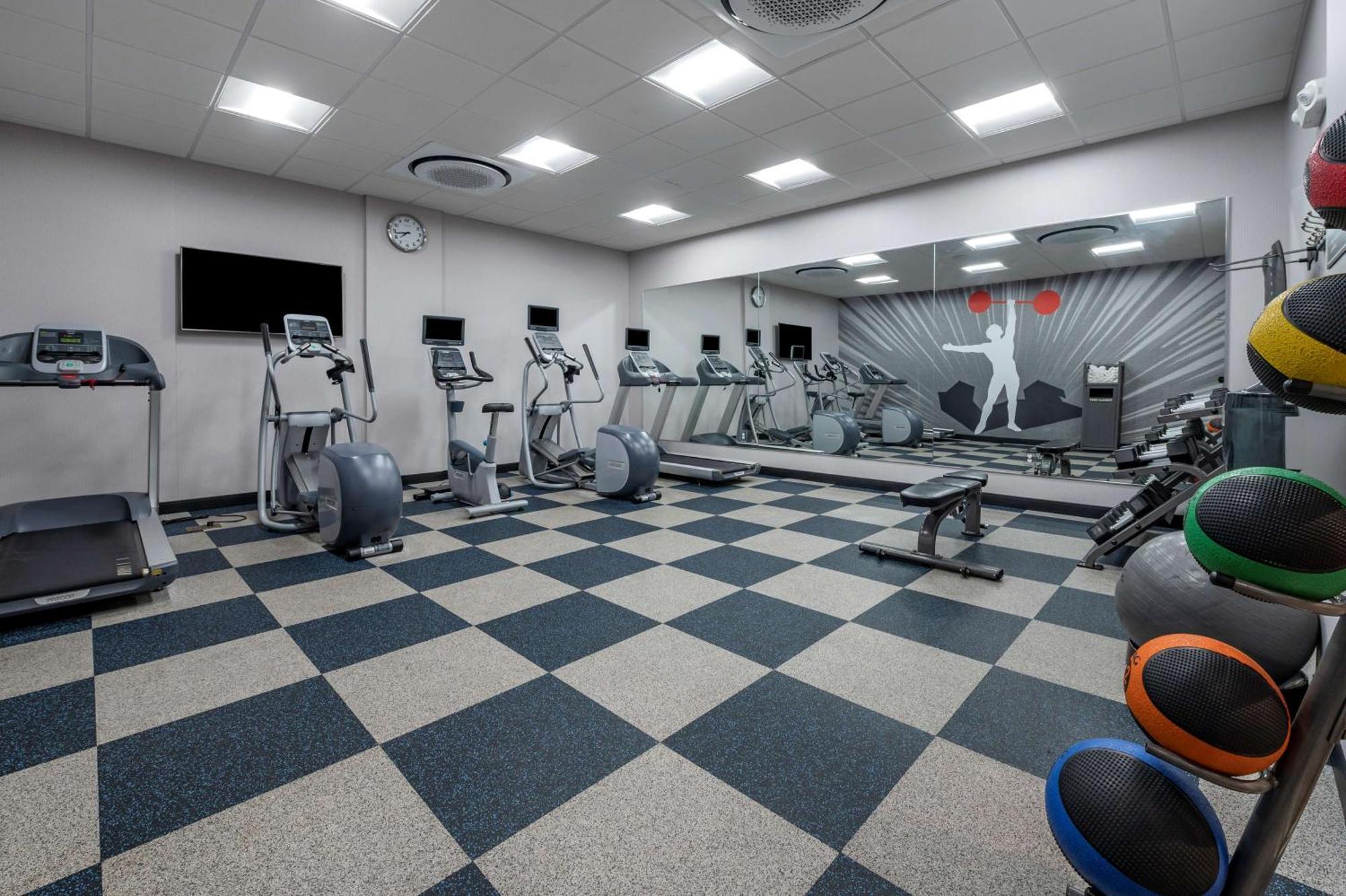 Glo Best Western Lexington Bagian luar foto